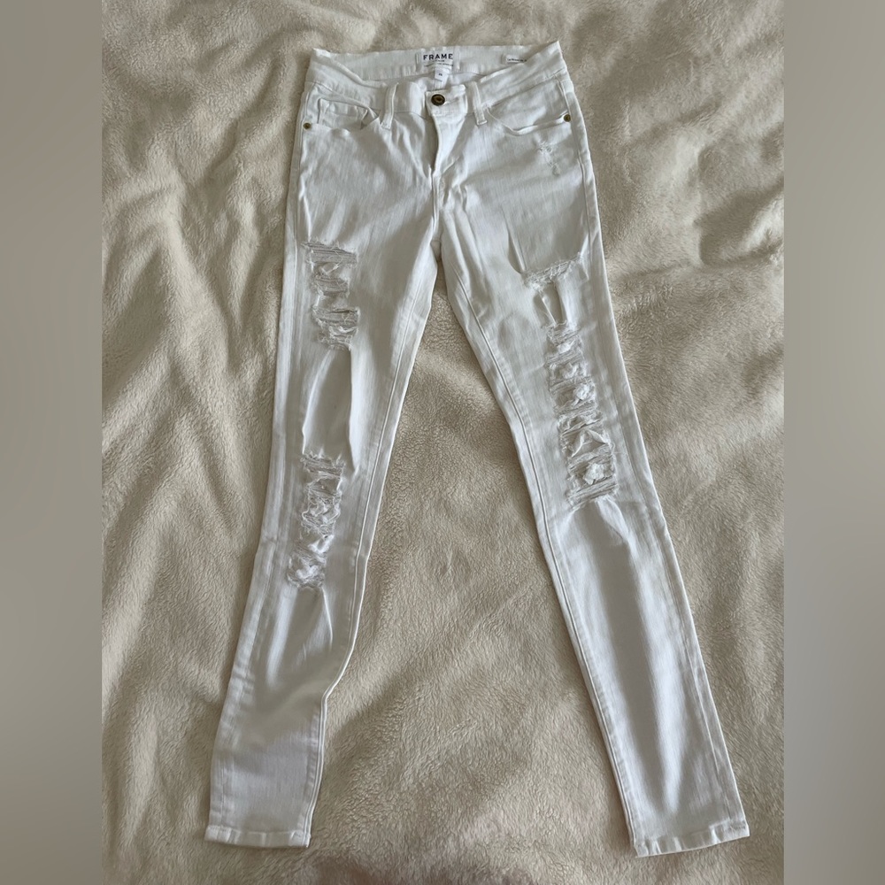 FRAME White Distressed Denim Le Skinny de Jeanne